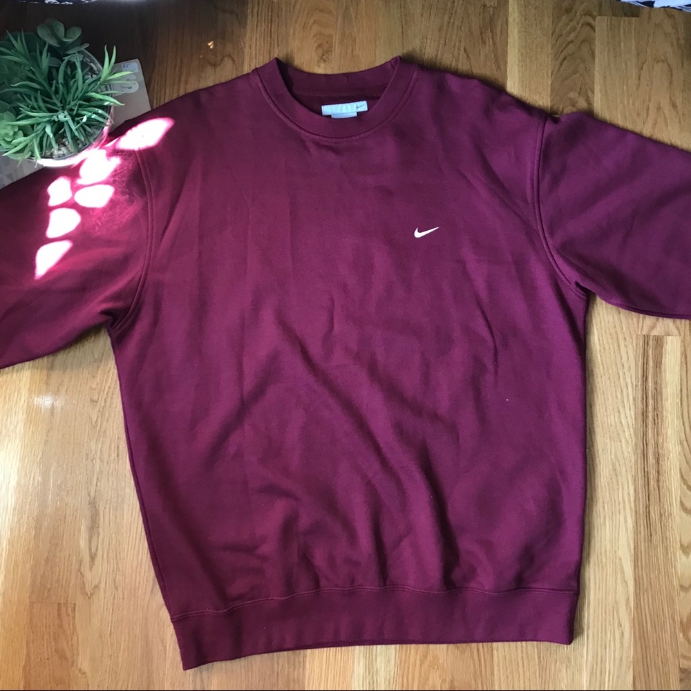 Nike Maroon Crew Neck with Cropped Sleeves